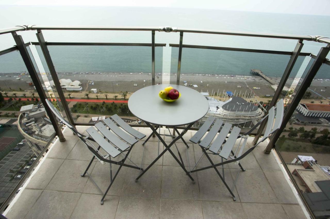 Batumi Breath Point Luxury 2Bdrm Beachfront Apartment Extérieur photo